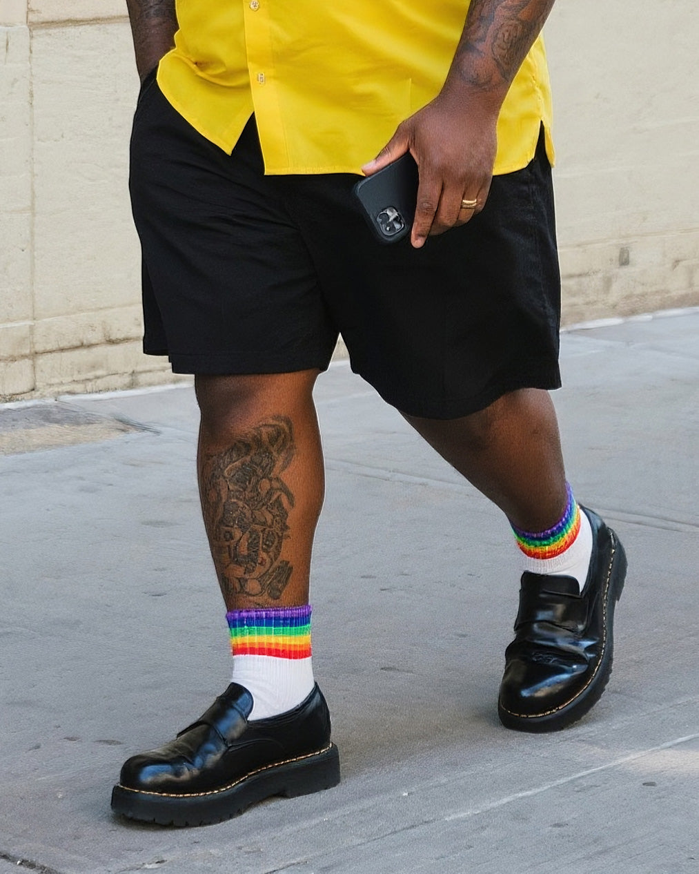 Big & Tall Black Yellow Hawaiian T-Shirt Shorts Set for big men view 3