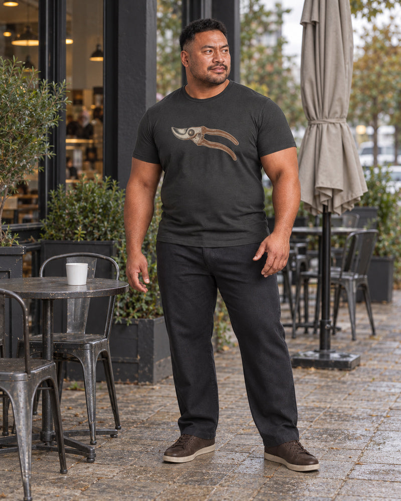 Charcoal Garden Pruner outfit in an everyday setting