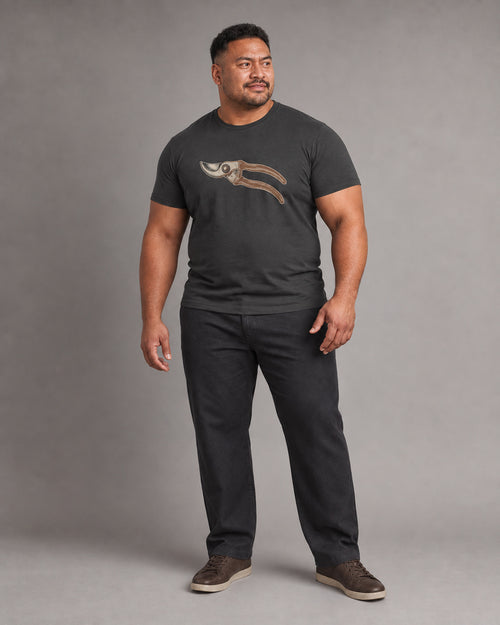 Charcoal Garden Pruner complete outfit